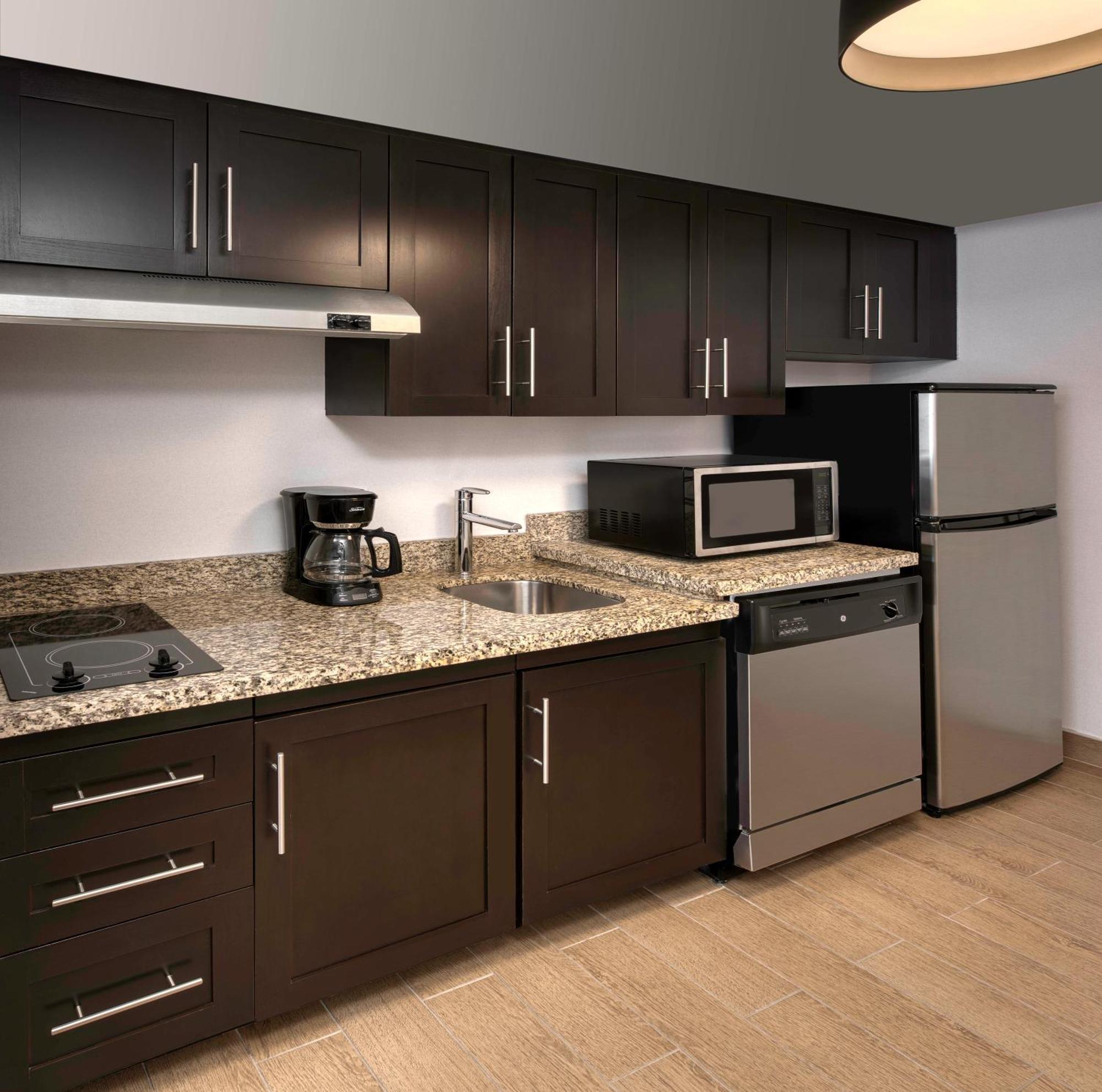 Towneplace Suites By Marriott Съдбъри Екстериор снимка