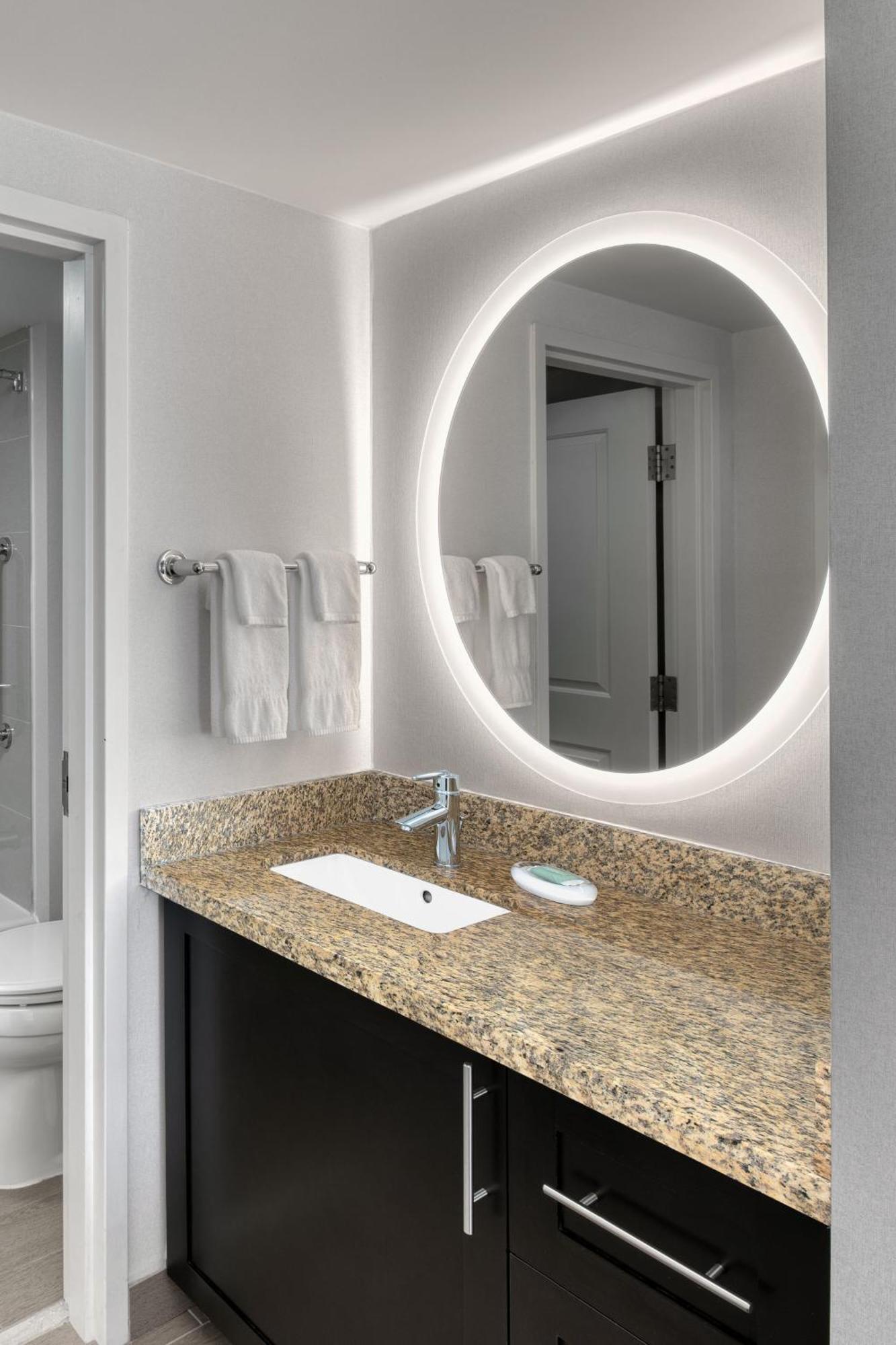 Towneplace Suites By Marriott Съдбъри Екстериор снимка
