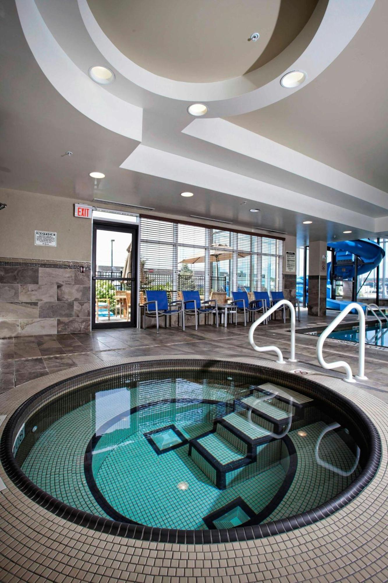 Towneplace Suites By Marriott Съдбъри Екстериор снимка