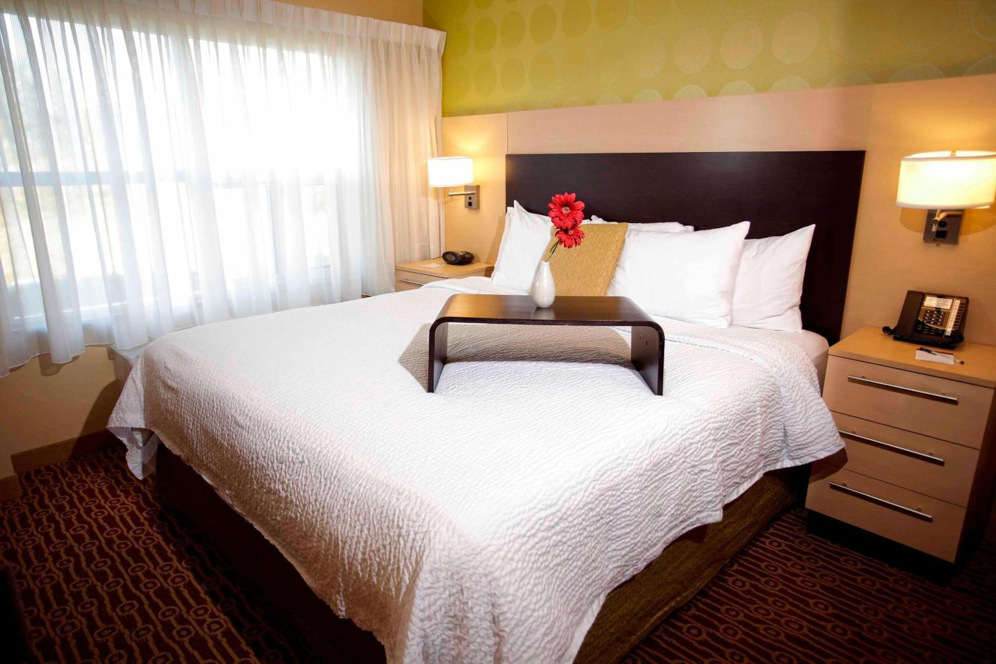 Towneplace Suites By Marriott Съдбъри Екстериор снимка