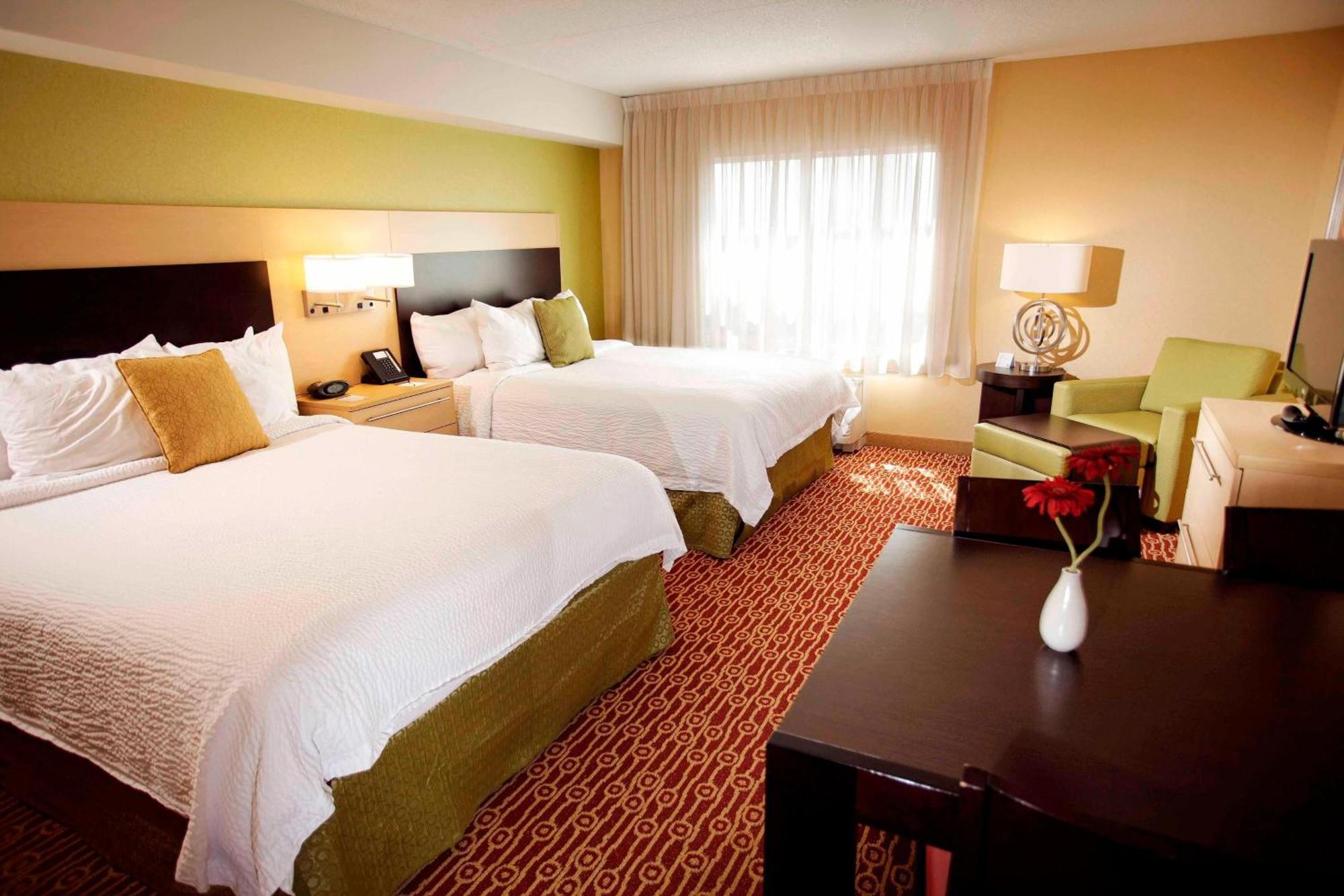 Towneplace Suites By Marriott Съдбъри Екстериор снимка